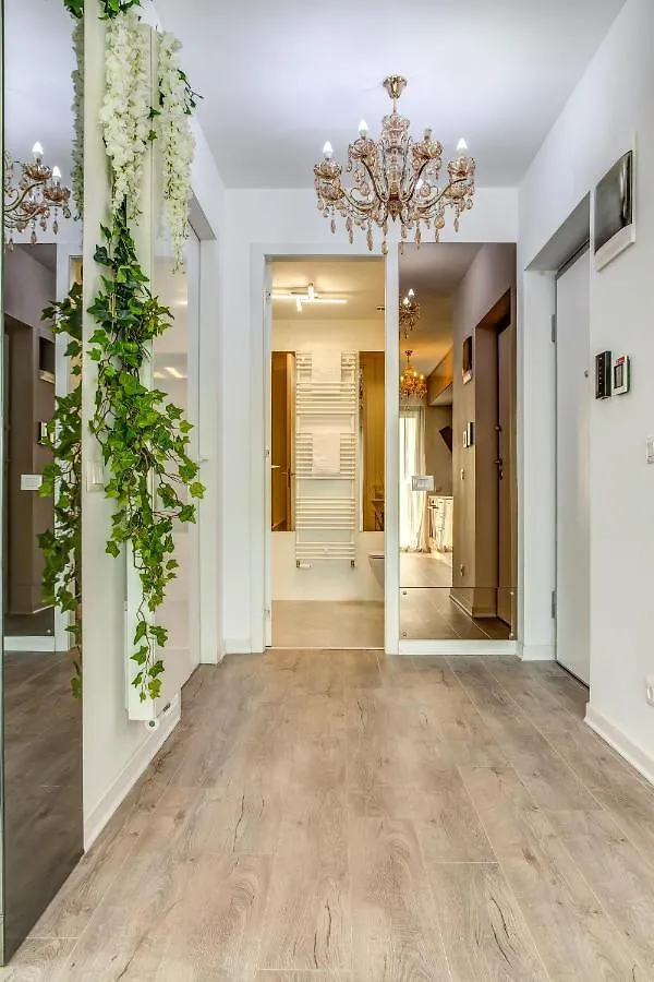 North Twin Apartment Bucharest